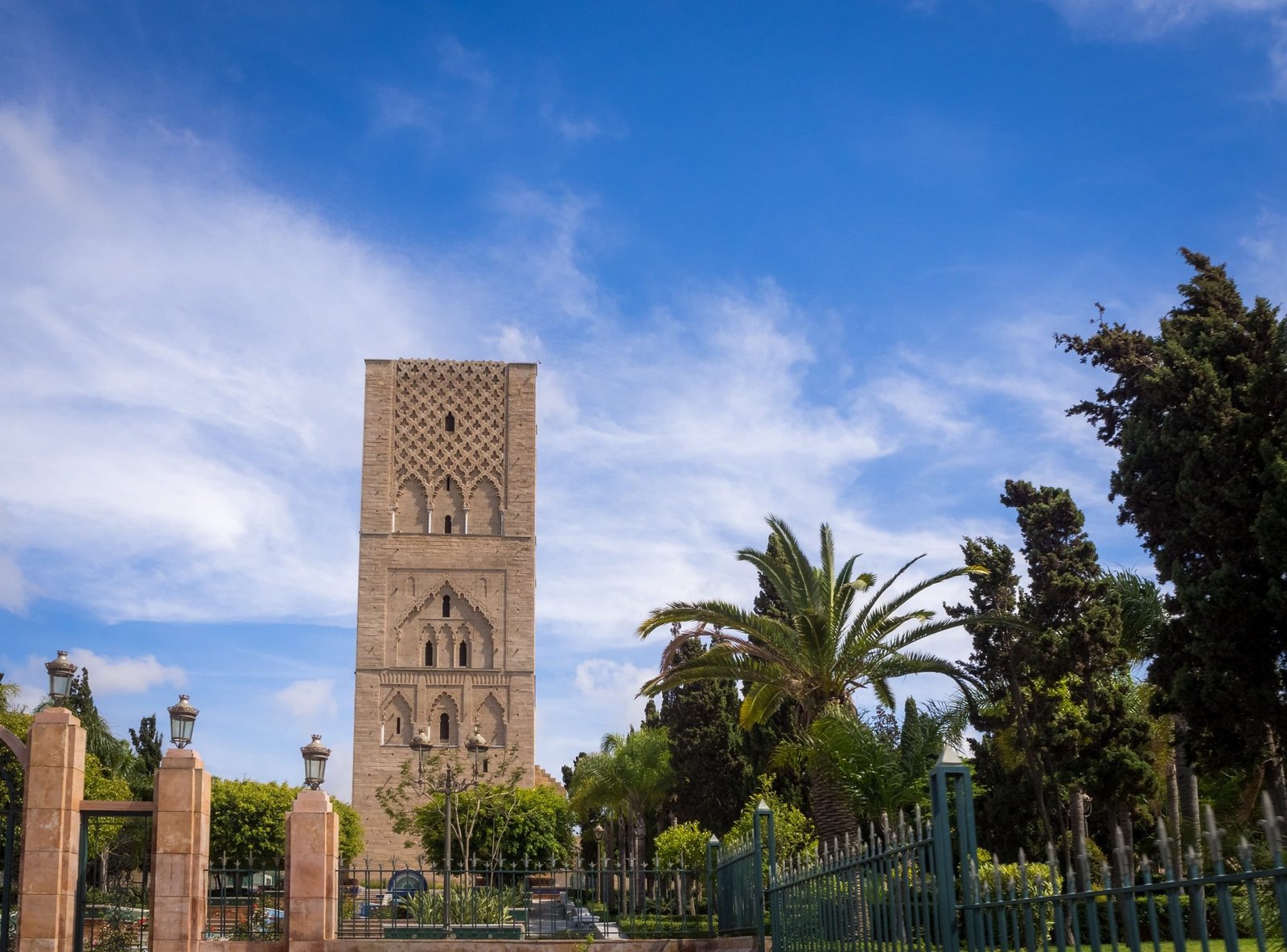 beautiful-shot-hassan-tower-rabat-morocco_1_50